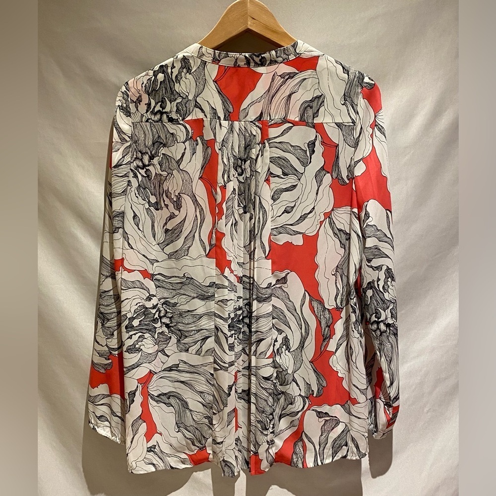 Alfani Floral Coral / Black / White Top, size 8 - Picture 2 of 10